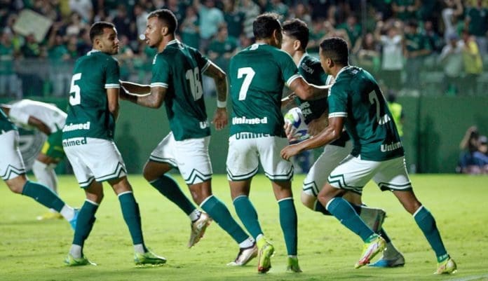 site do goias Goiás luta pela ponta da Série B